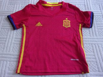 tee shirt Adidas Climacool taille 5/6 ans