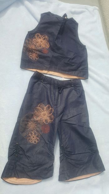 Ensemble pantacourt tape a l oeil 4 ans
