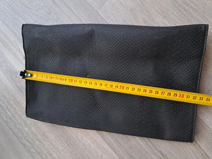 Pochette noire - photo numéro 2