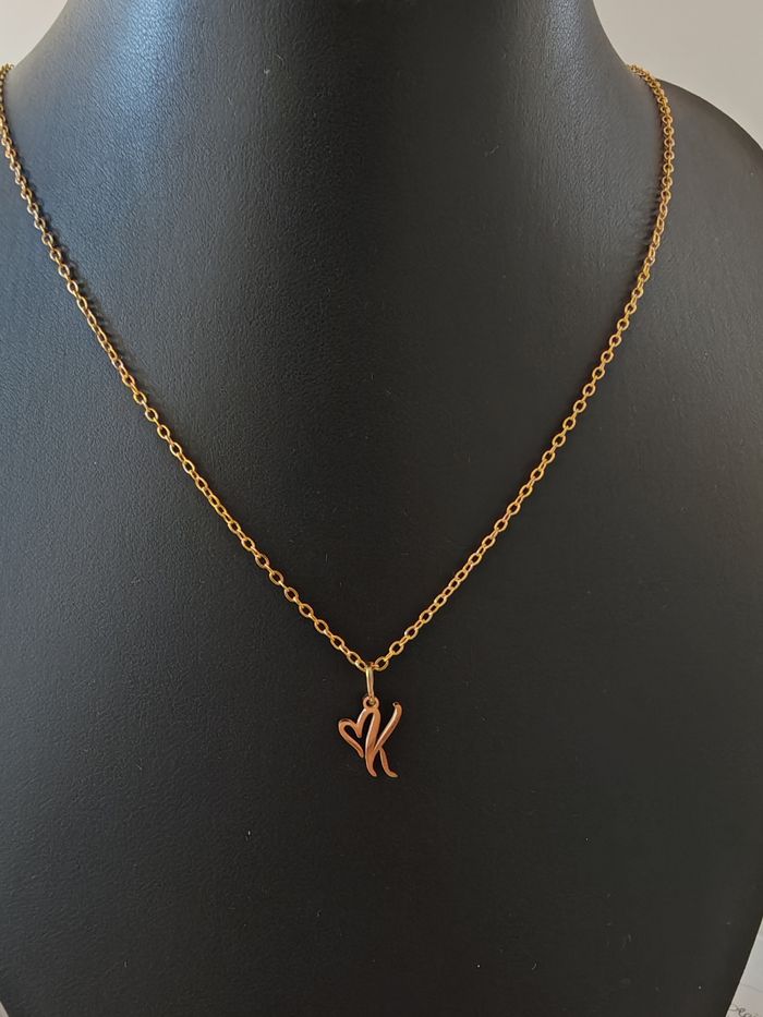 Pendentif acier inoxydable Lettre K prêt à offrir - photo numéro 2