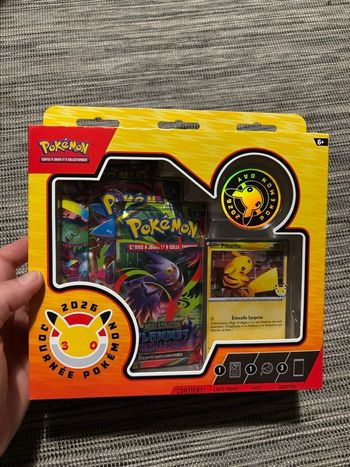 Coffret pikachu Pokémon day d26 30 ans français