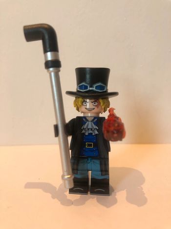 Figurine type lego OnePièce. OnePièce