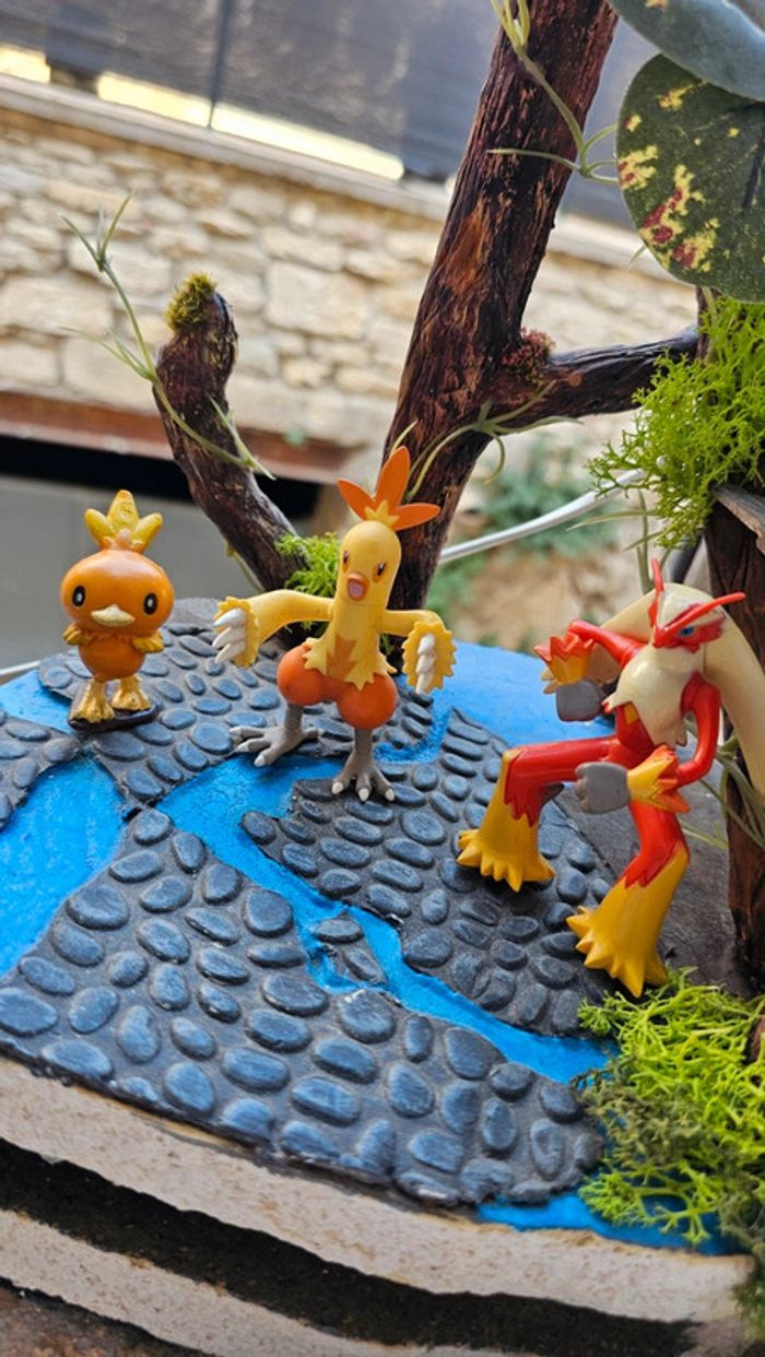 Super figurine Pokemon Nintendo Évolution Poussifeu galifeu Brasegali