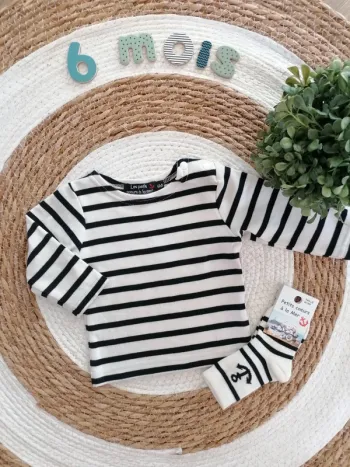 Tee-shirt manches longues marinière + chaussettes - Les petits cœurs à la mer - 6 mois