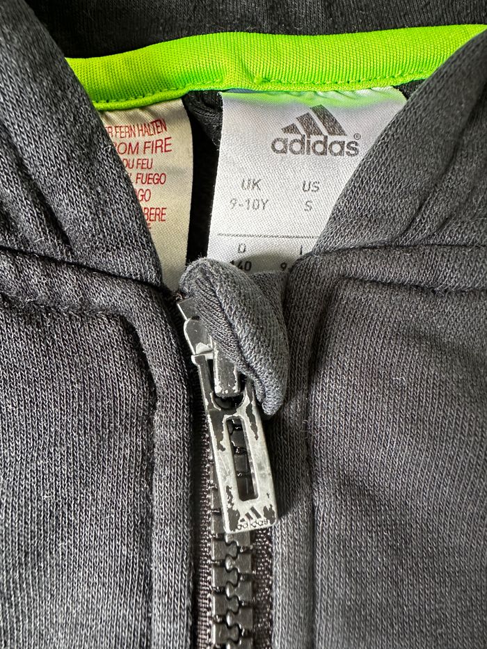 Gilet Adidas 9-10 ans - photo numéro 4