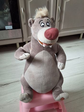 Peluche animée Baloo du Livre de la jungle qui chante et dans 30 cm