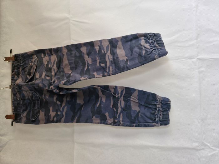 Pantalon 3 ans Kiabi Bleu gris à motif camouflage - photo numéro 2