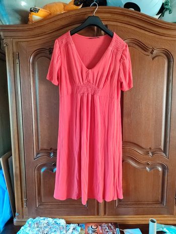 Jolie robe Corail Neuve Taille L