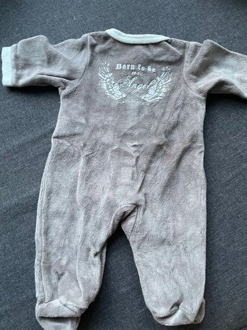 Lot de pijamas 1 mois