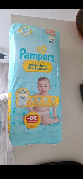 Couches pampers taille 3