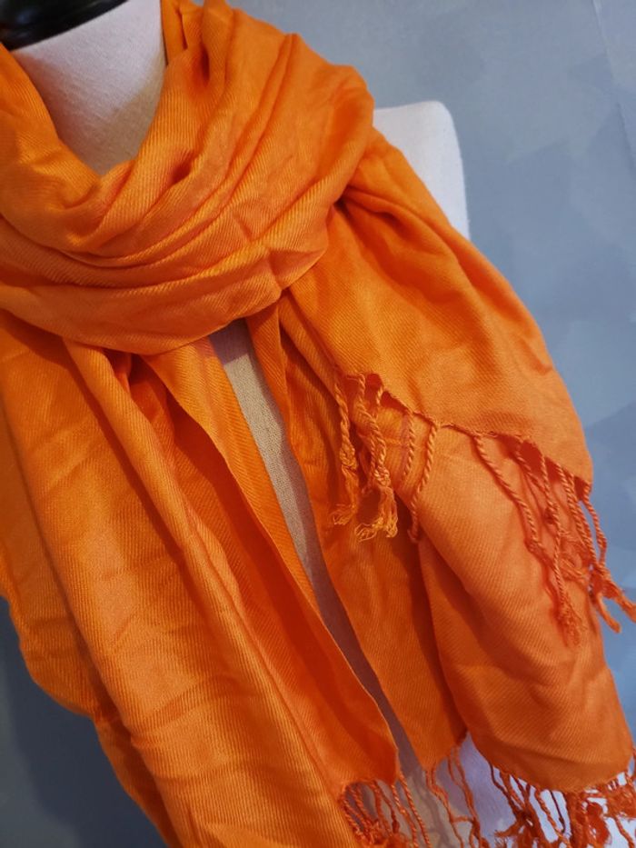Foulard 🎀 orange citrouille 3euros - photo numéro 4