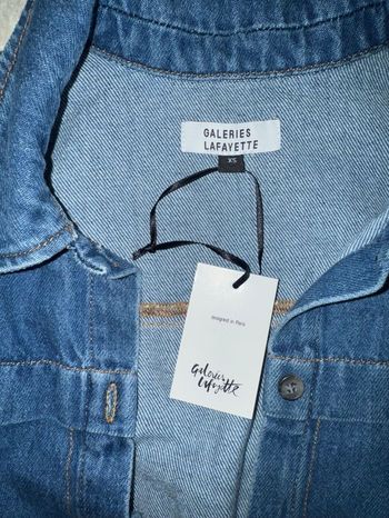 Combinaison neuve. Galeries Lafayette 