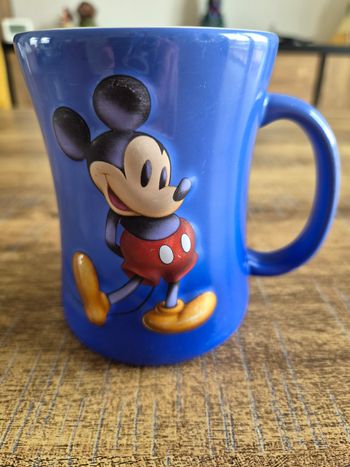 Grand mug Mickey Mouse Exclusivité Disneyland Paris