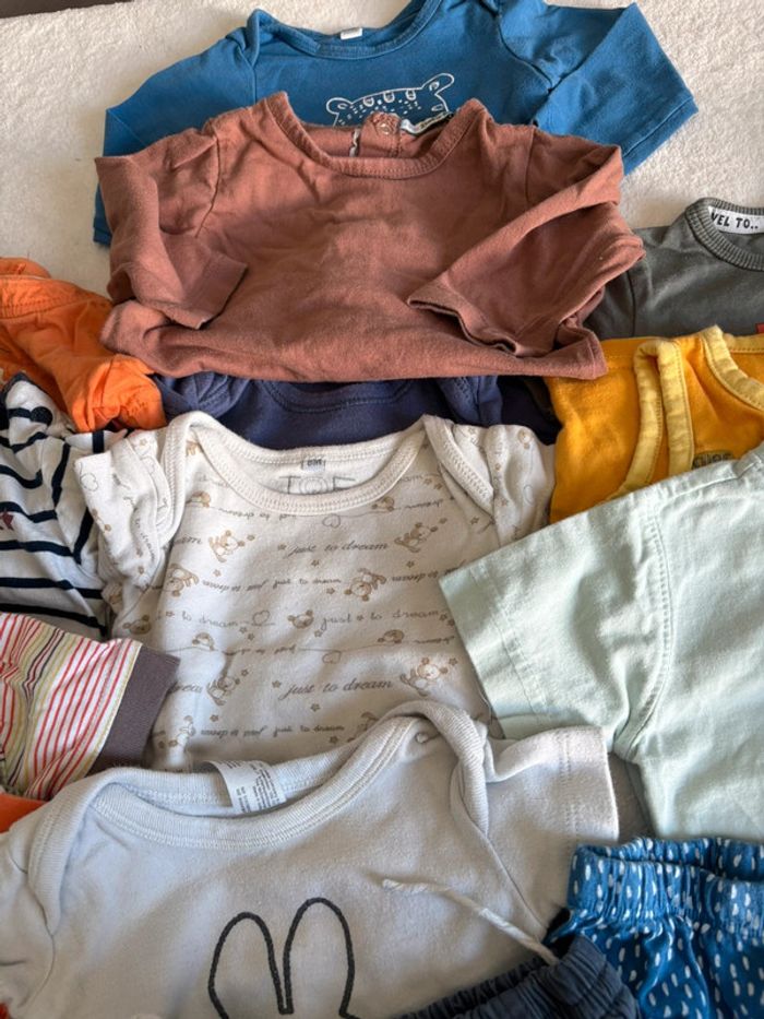 👶 Lot vêtements bébé garçon 6 mois  Été - photo numéro 4