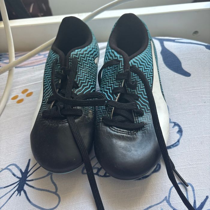 Crampons, foot
