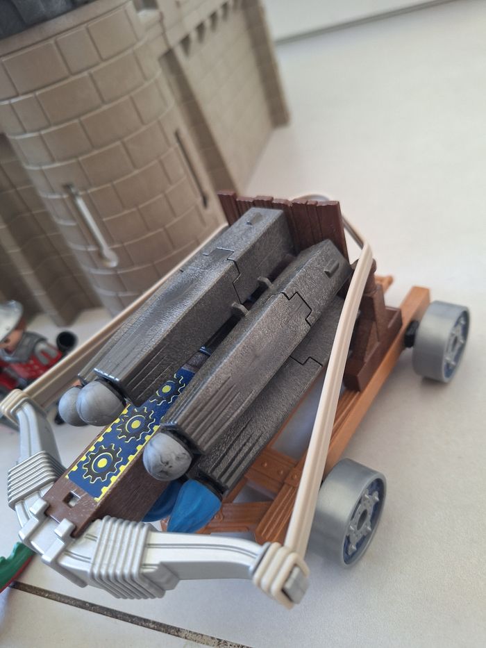 Chateau playmobil chevaliers dragons catapulte prison... - photo numéro 4