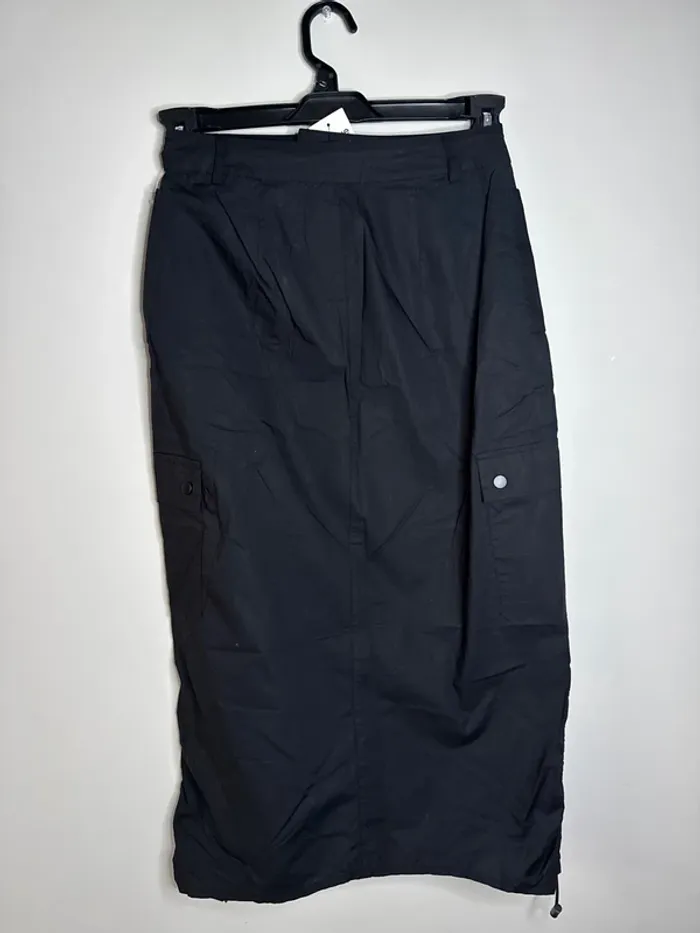 👗jupe Noir taille haute  - taille 36 - Pimkie collection - neuf avec étiquette - photo numéro 10