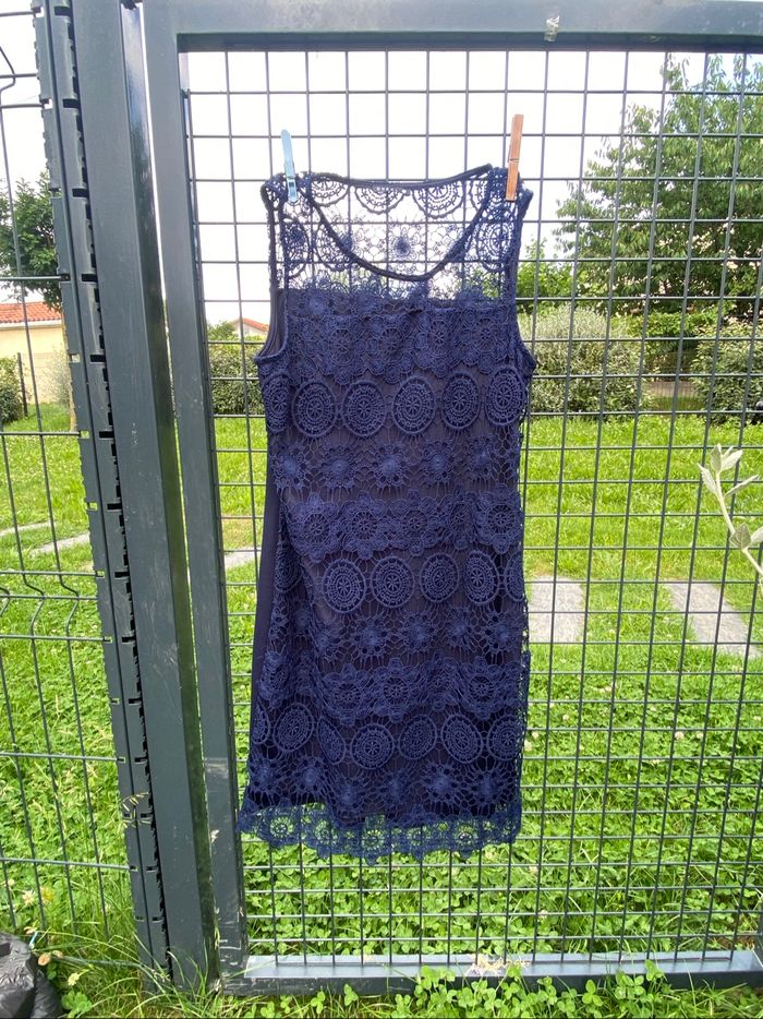 Robe effet dentelle