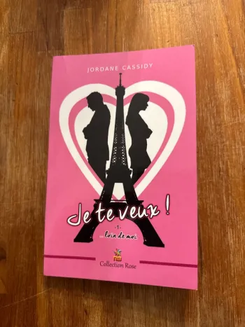 Livre, je te veux! 1- loin de moi