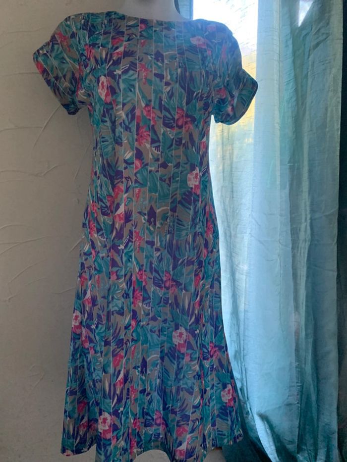 Robe fleurie vintage taille 40 manches courtes - photo numéro 2