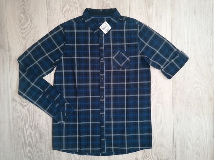 Chemise Okaidi
Neuve étiqueté
Taille 14 ans