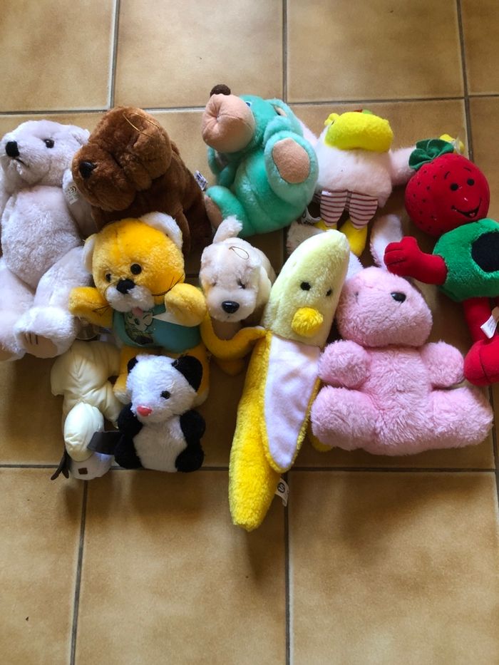 lot de peluches - photo numéro 2