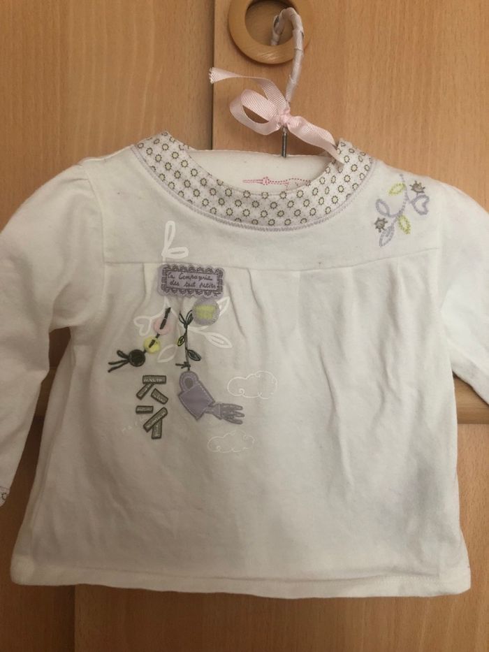 Lot vêtements 6 mois - photo numéro 2