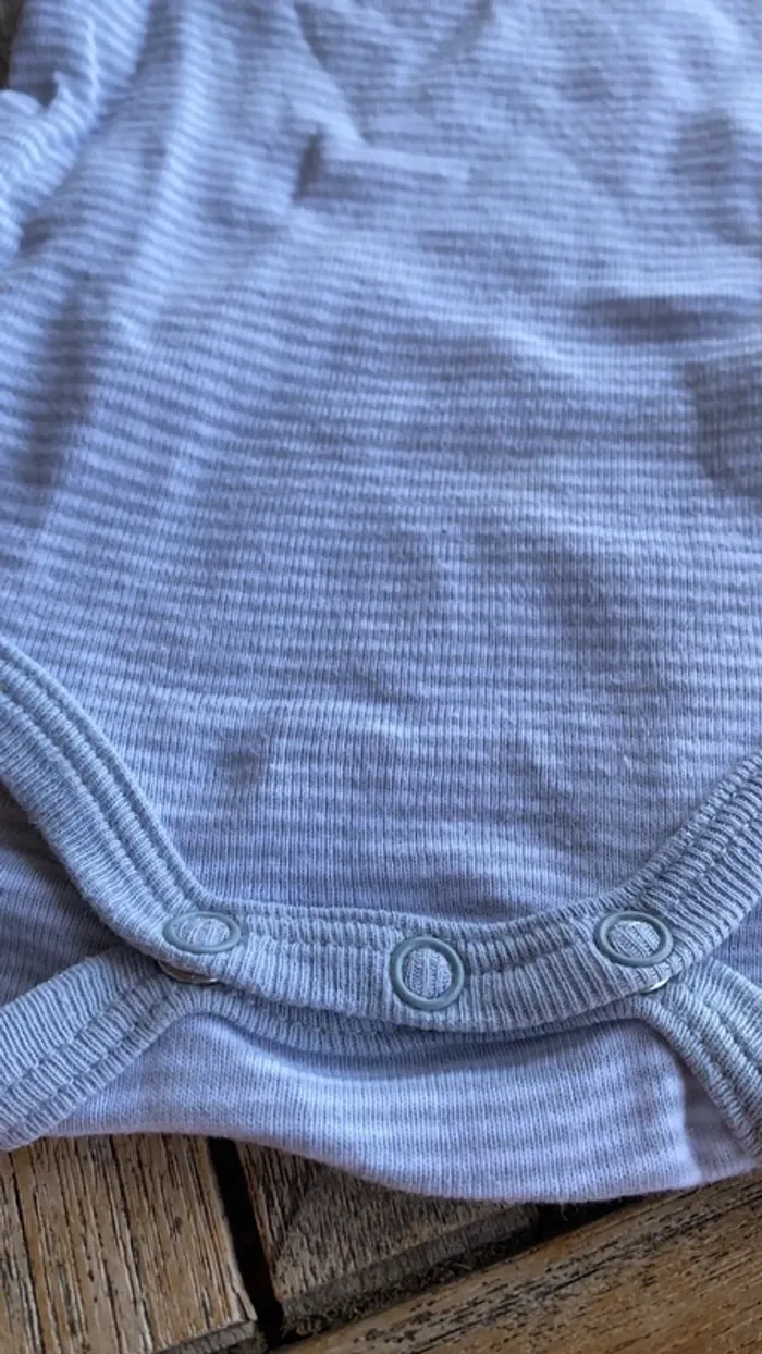 Lot de 4 bodys Petit Bateau - 3 mois - photo numéro 16