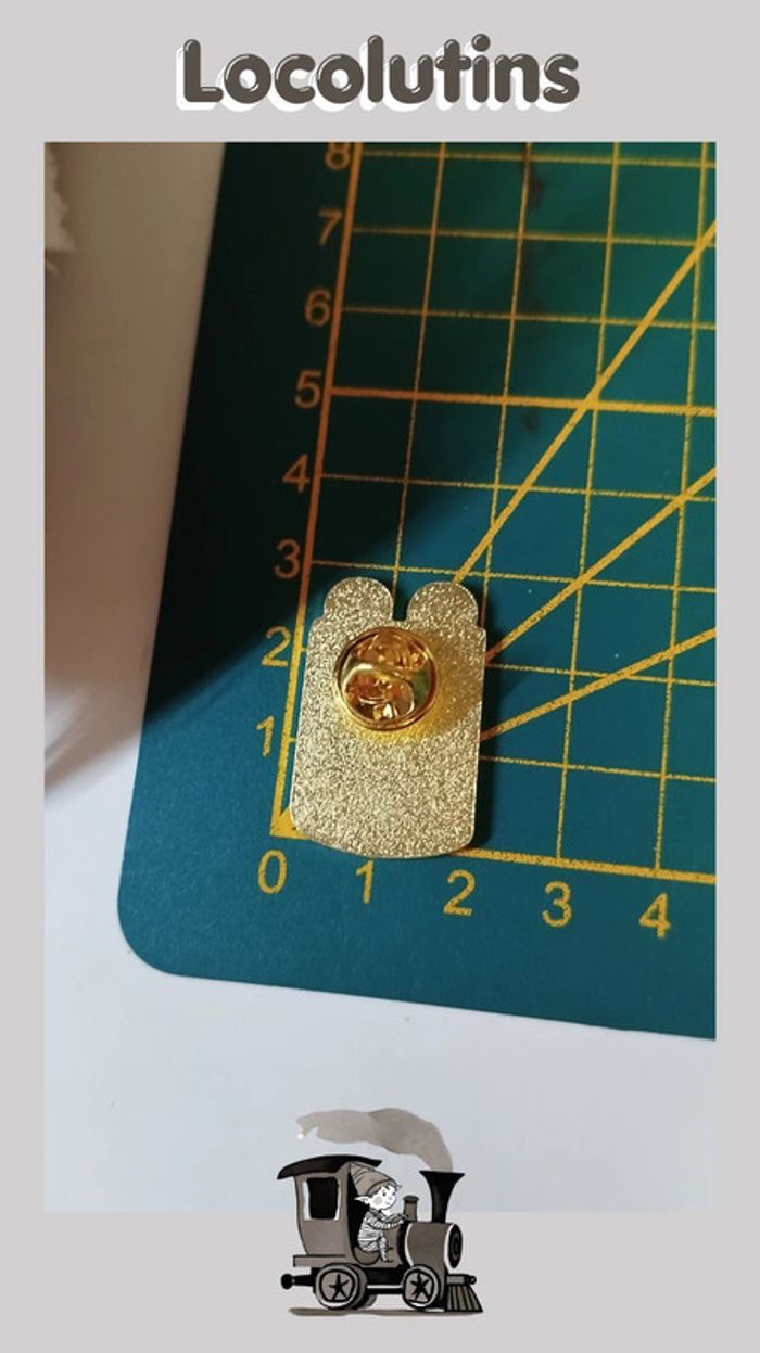 🚂 Pin's console rétro verte gamefrog - photo numéro 3