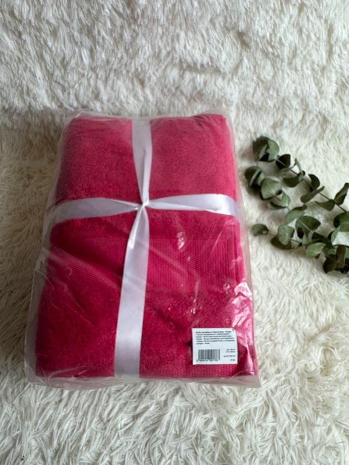 Lot de 2 serviettes et 2 draps de bain Christian Lacroix - photo numéro 3