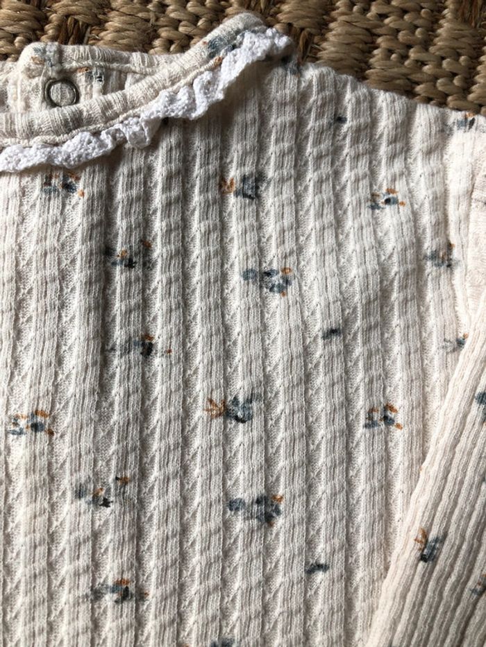 T-shirt taille 18 mois - photo numéro 2