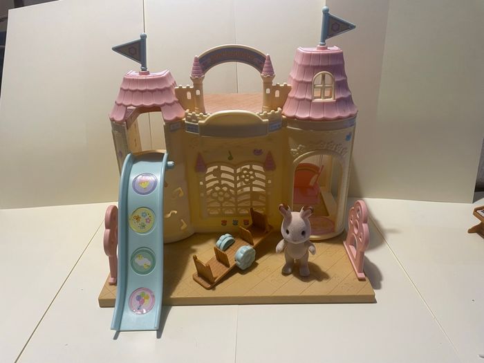 Sylvanian baby castle nursery - photo numéro 3