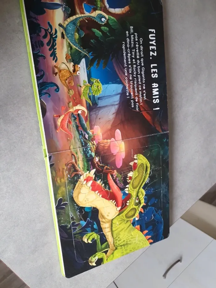 Livre Puzzle Gigantosaurus - photo numéro 3
