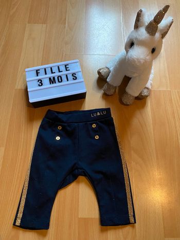 Pantalon avec détails doré