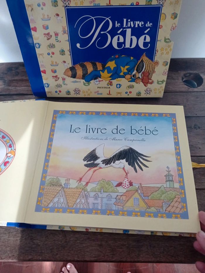 Le livre de bébé - photo numéro 2