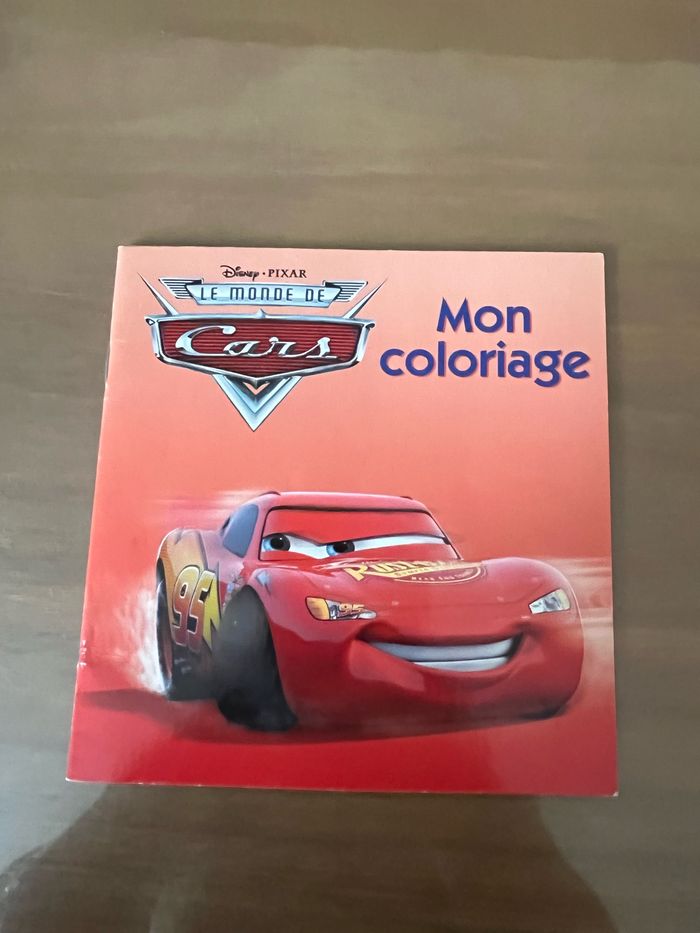 Lot divers articles Cars Disney - photo numéro 3
