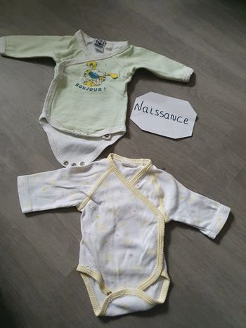 Lot bodies naissance