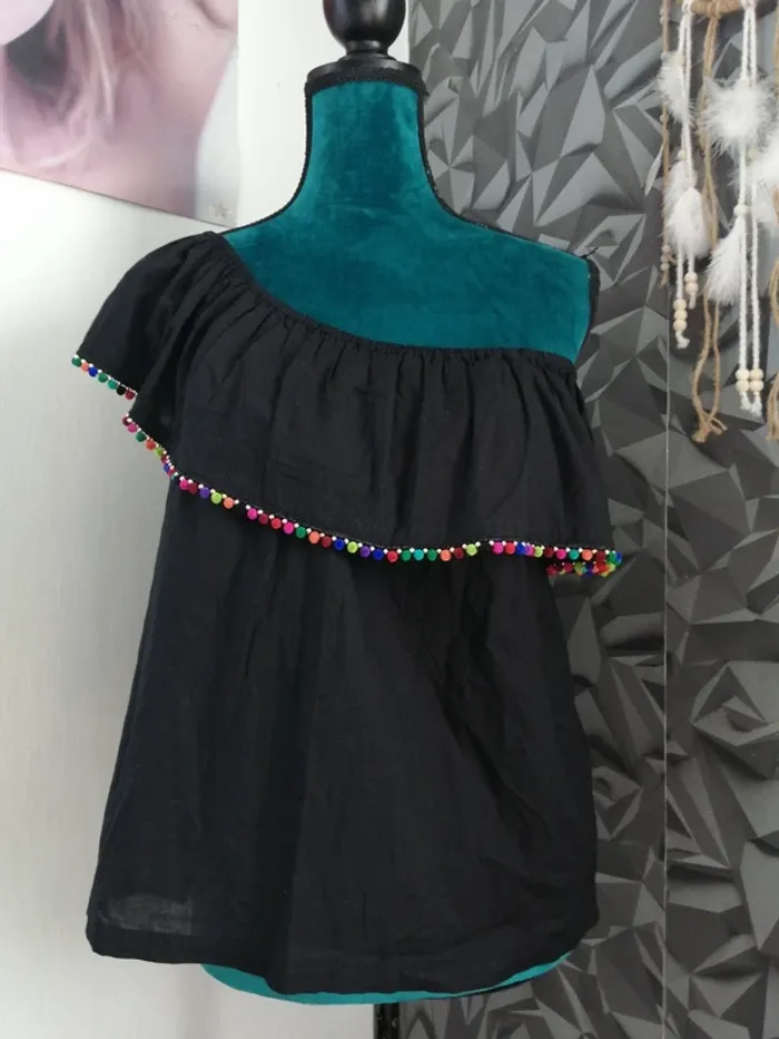 Top noir à ponpons colorés et épaules modulables / jennyfer / (L) - photo numéro 2