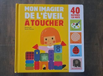 Mon imagier de l'éveil a toucher