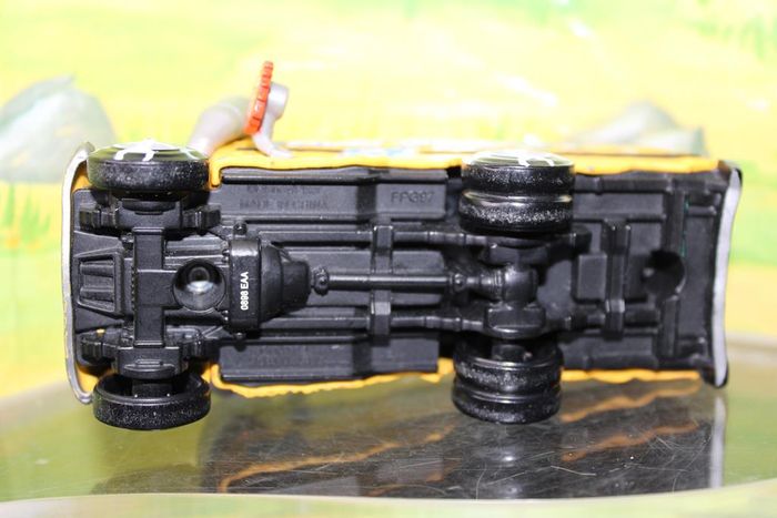 Disney Pixar cars Miss Fritter - photo numéro 10