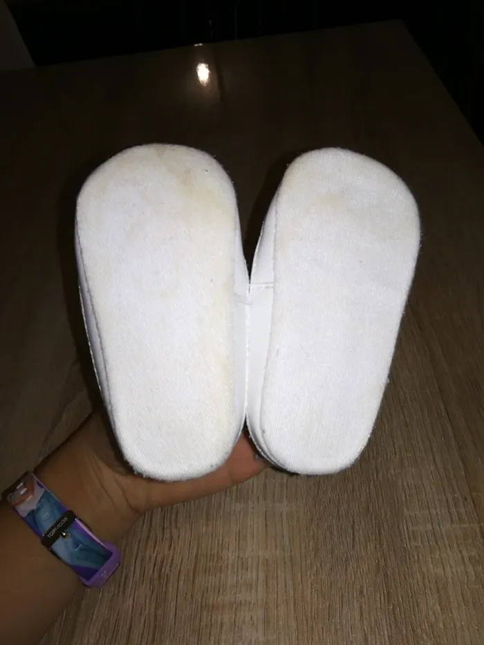 Jolies chaussures bébé 6/9 mois - photo numéro 4