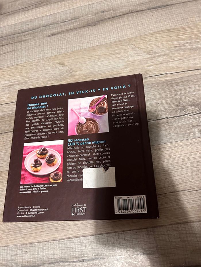 Livre de cuisine , du chocolat en veux tu ? en voilà ! - photo numéro 2