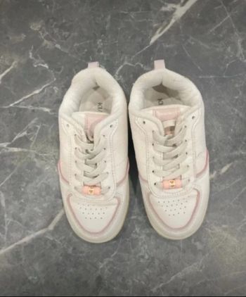 Chaussures Kiabi taille 26 en bon état