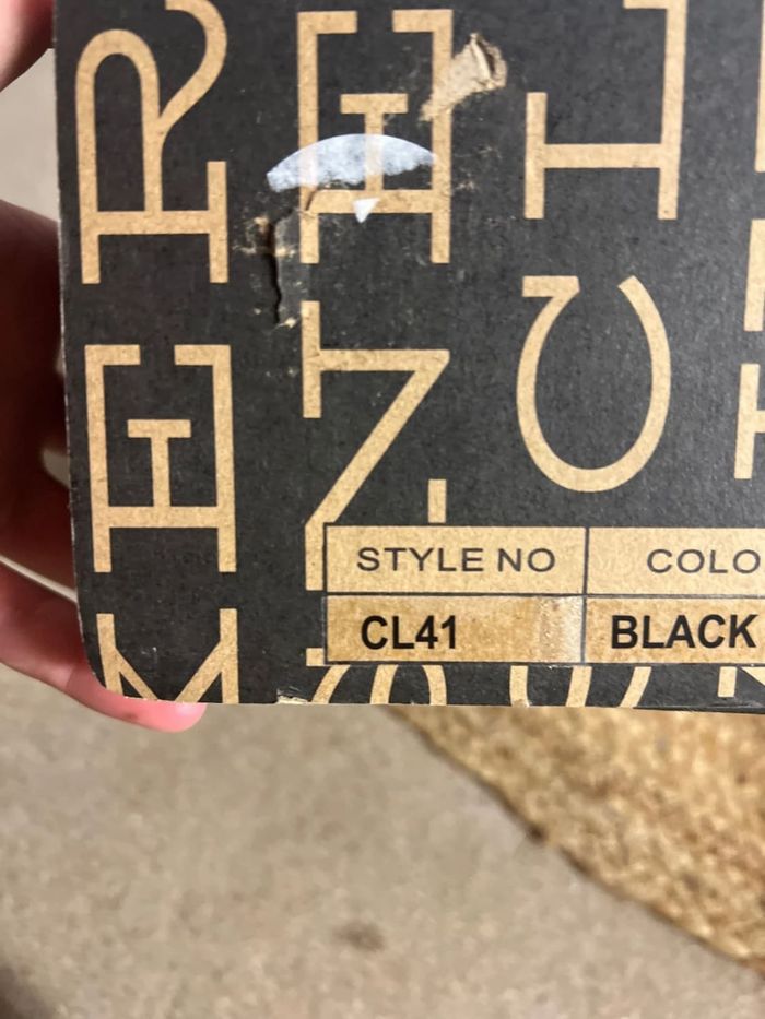 Baskets femme CL11 taille 37 noires et dorées - photo numéro 5