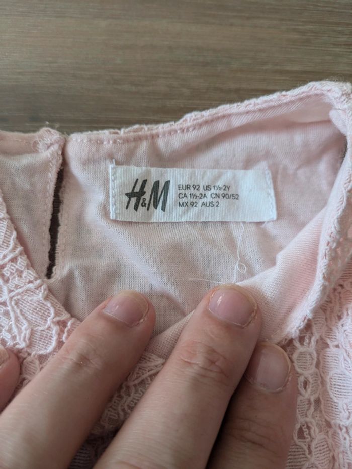 Robe dentelle - photo numéro 4