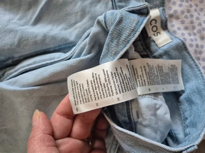Short Cos taille 26 - photo numéro 4
