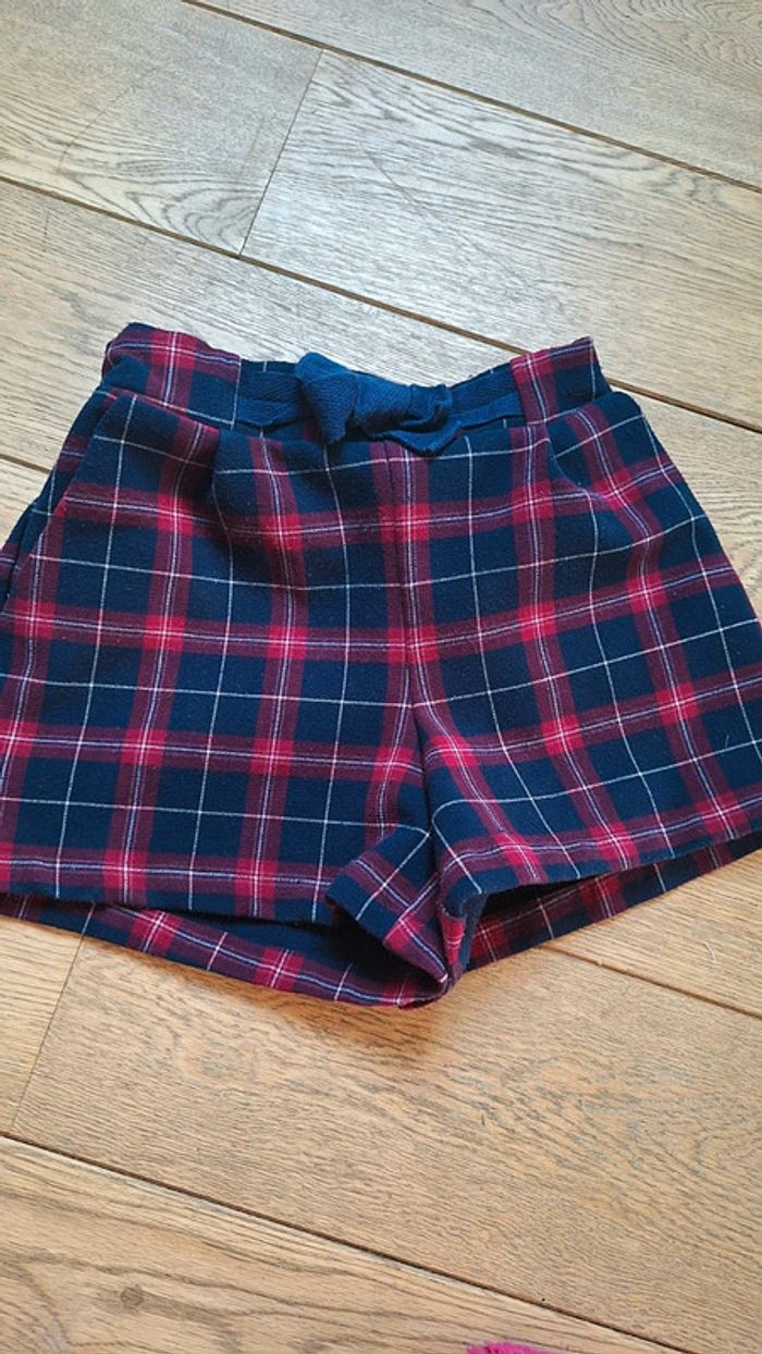 Beau short à carreaux