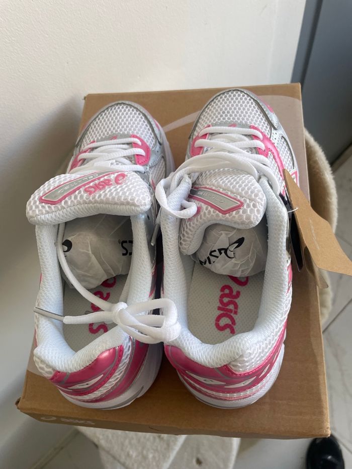 Chaussure Asics Femme - photo numéro 2