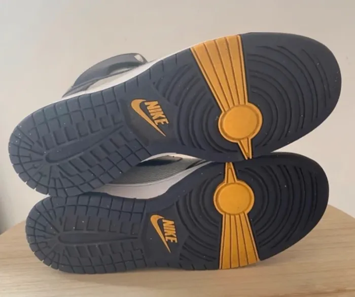 Nike Dunk x Maharam – Taille 38,5 - photo numéro 7