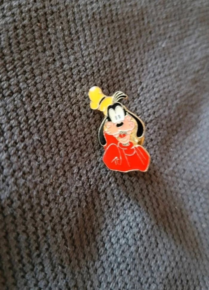 pin's disney  dingo - photo numéro 3